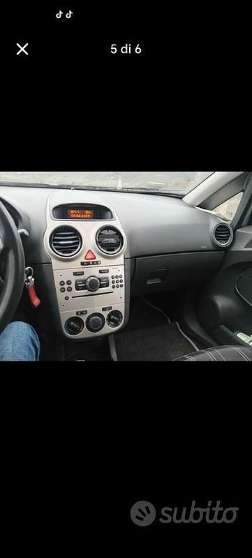 Usata Opel Corsa 58 CV (42 kW) 2008 Blu Coupé