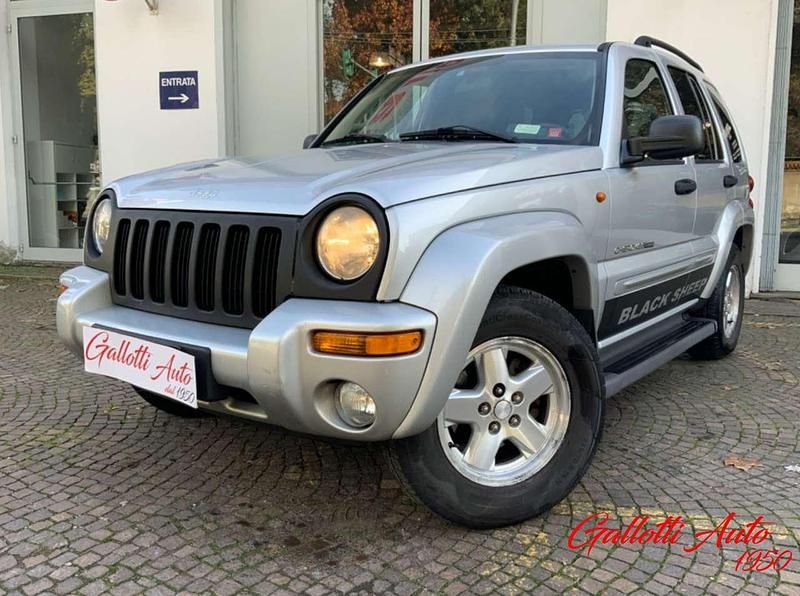 Usata Jeep Cherokee 150 CV (110 kW) 2004 Argento SUV
