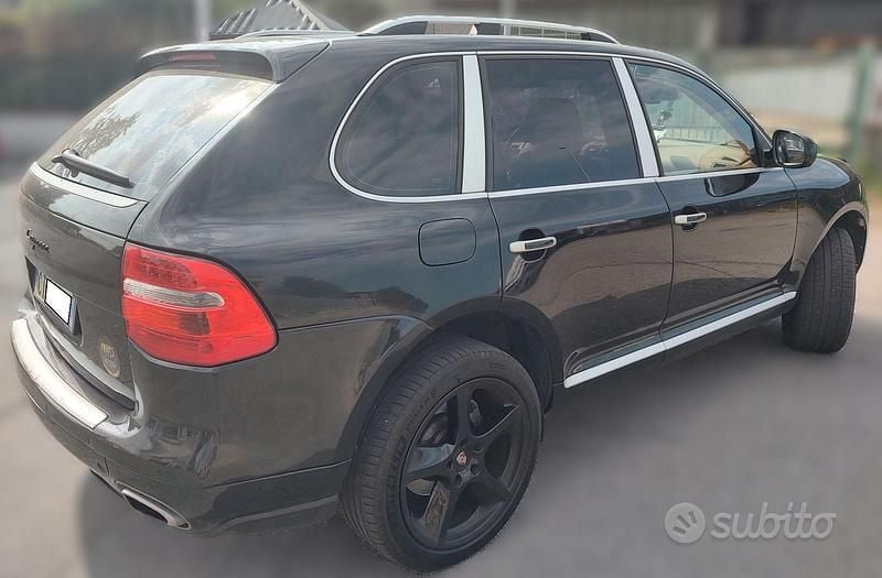 Usata Porsche Cayenne 250 CV (183 kW) 2005 Nero SUV