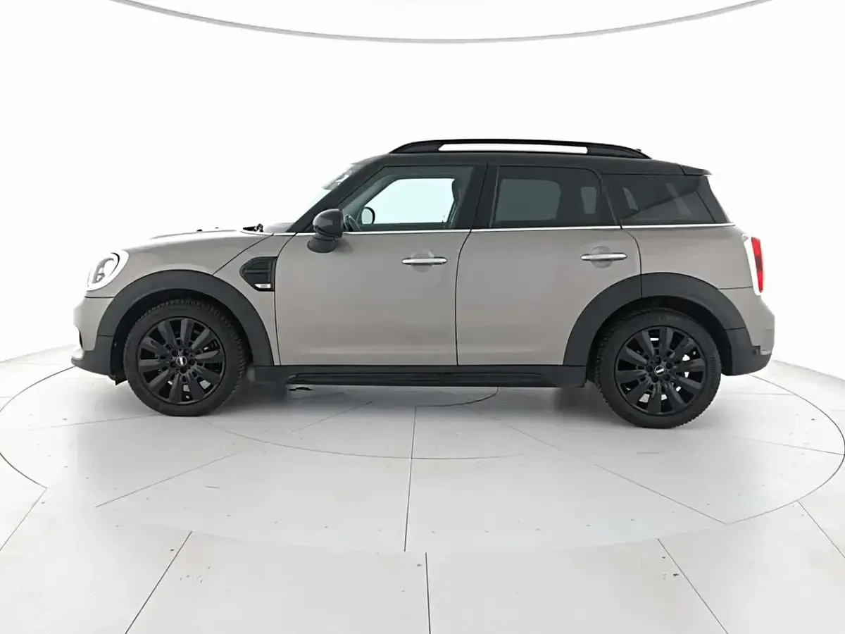 Usata Mini Cooper D Countryman Hype 150 CV (110 kW) 2018 Melting silver SUV
