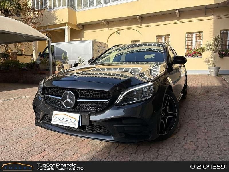 Grigio Usata 2021 Mercedes C220 AMG line Berlina | 27.500 € (Ottimo prezzo) - Immagine 1/4