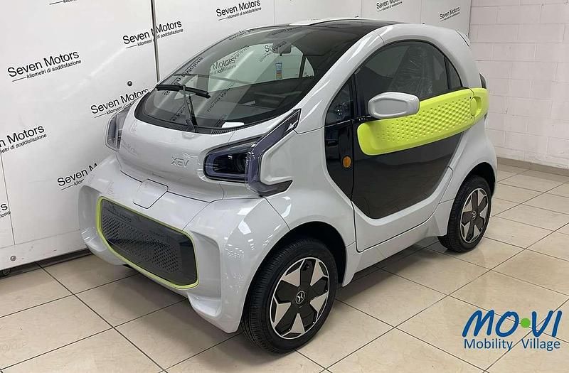 Grigio Nuova 2025 XEV Yoyo Due volumi | 11.990 € (Buon prezzo) - Immagine 1/4