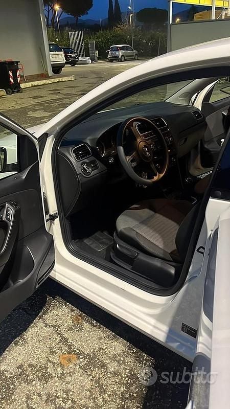 Usata VW Polo 70 CV (51 kW) 2014 Bianco Berlina