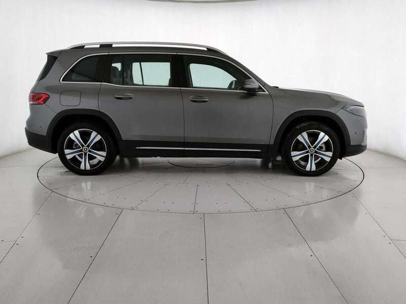Usata Mercedes EQB300 167 kW (228 CV) 2023 Grigio SUV