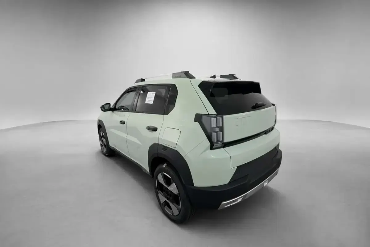 Nuova Fiat Grande Panda La Prima 101 CV (74 kW) 2026 Azzurro acqua Utilitaria