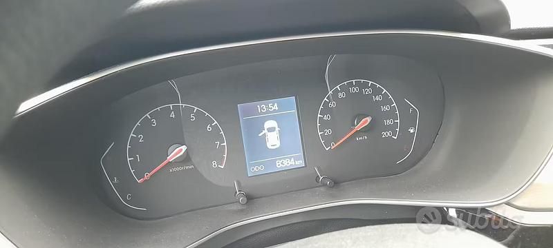 Usata EVO Evo 5 127 CV (93 kW) 2025 Bianco SUV