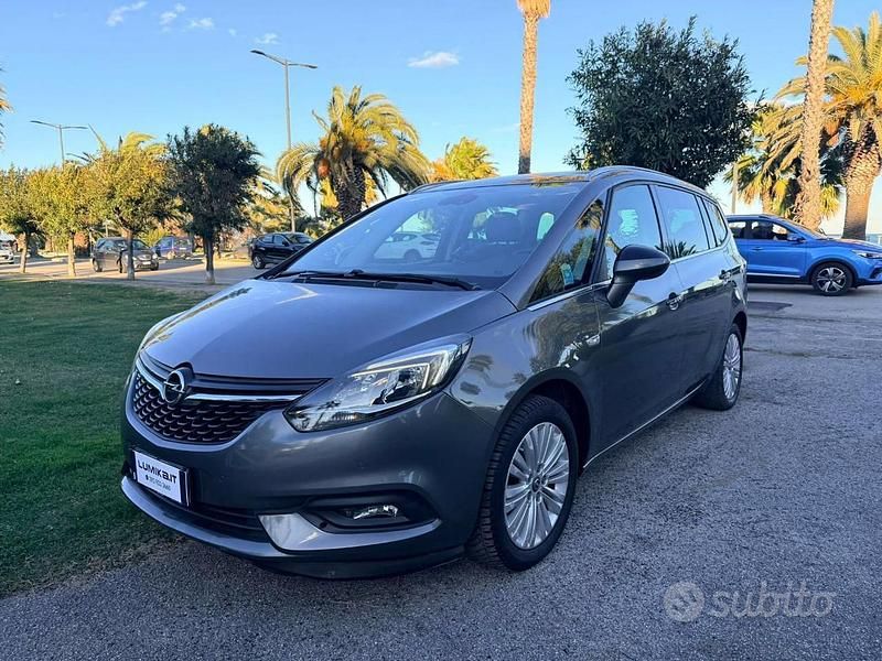 Usata Opel Zafira Business 150 CV (110 kW) 2017 Grigio Monovolume