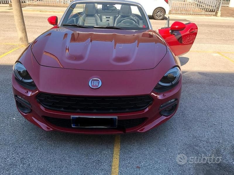 Usata Fiat 124 Spider 2016 Rosso Cabrio