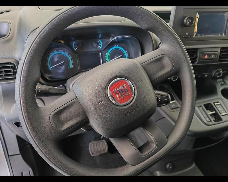 Usata Fiat Doblò 100 kW (136 CV) 2023 Bianco Monovolume