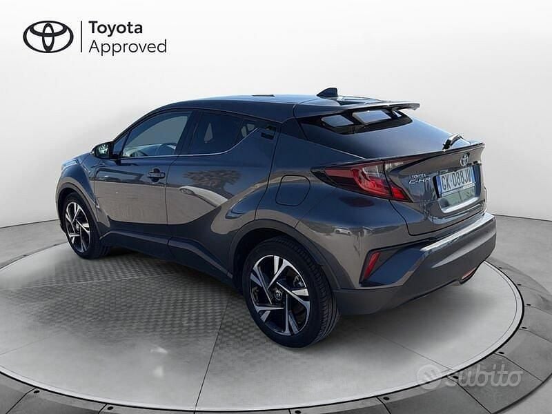 Usata Toyota C-HR Trend 122 CV (89 kW) 2023 Grigio SUV