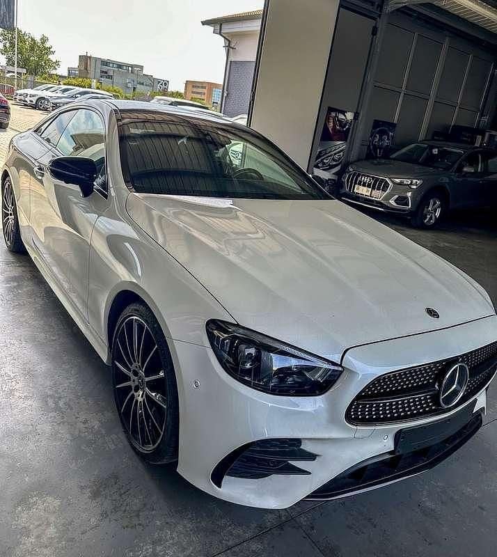 Usata Mercedes E400 Premium Plus 330 CV (242 kW) 2021 Coupé