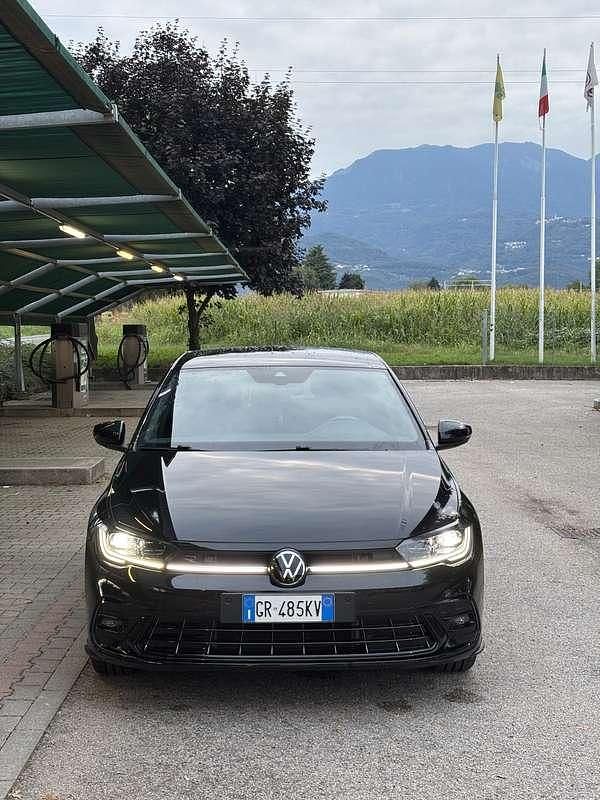 Usata VW Polo R-line 95 CV (69 kW) 2023 Nero Berlina