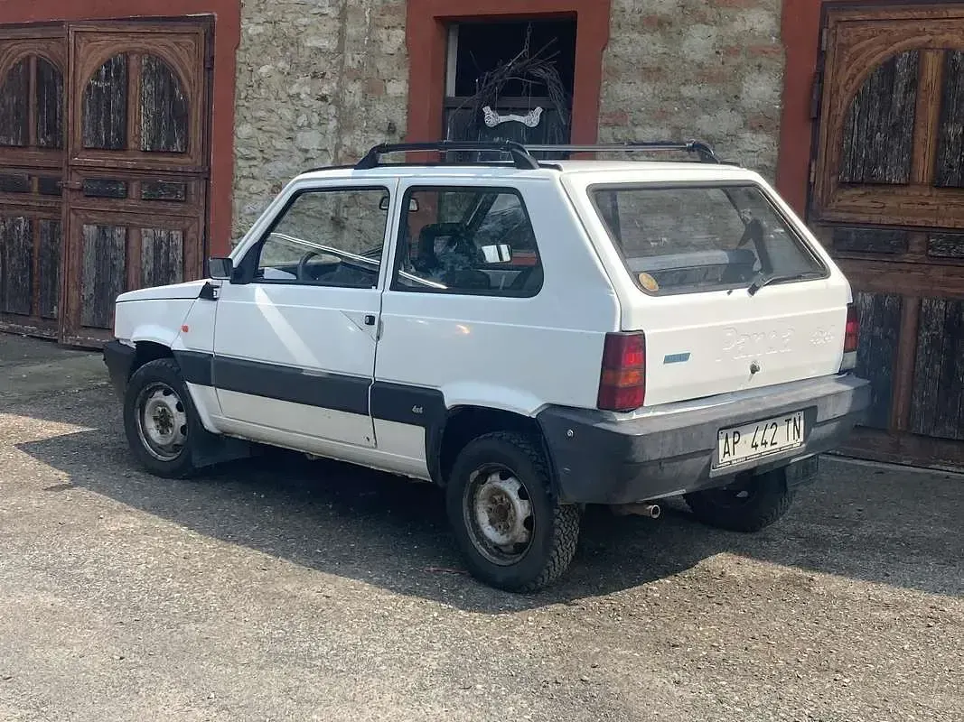 Usata Fiat Panda 4x4 54 CV (39 kW) 1997 Bianco Utilitaria