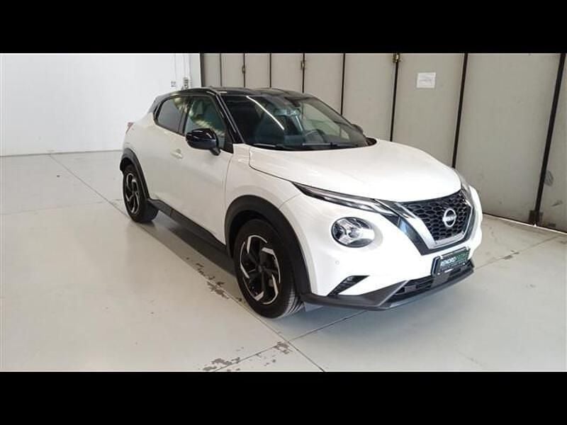 Używany Nissan Juke N-Connecta 114 KM (83 kW) 2022 Biały SUV