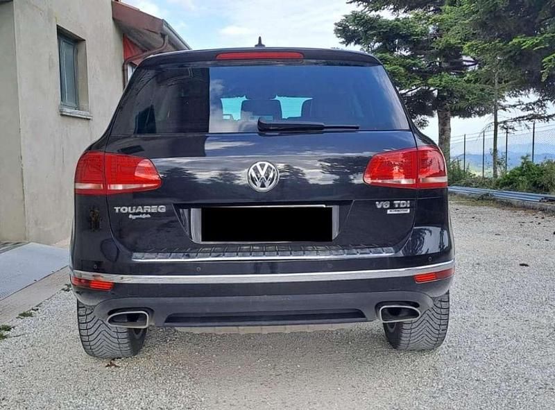 Usata VW Touareg 204 CV (150 kW) 2015 Nero SUV