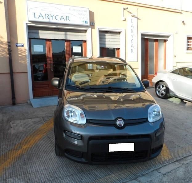 Usata Fiat Panda Cross Cross 70 CV (51 kW) 2022 Grigio Utilitaria