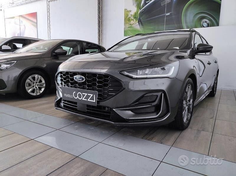 Usata Ford Focus ST-Line 116 CV (85 kW) 2025 Grigio Station wagon