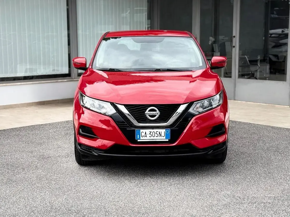 Usata Nissan Qashqai 140 CV (102 kW) 2020 Rosso SUV