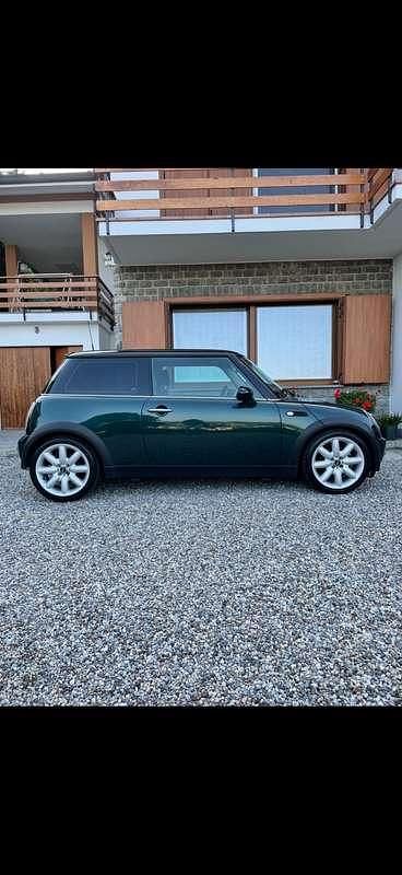 Usata Mini Cooper 116 CV (85 kW) 2004 Verde Utilitaria