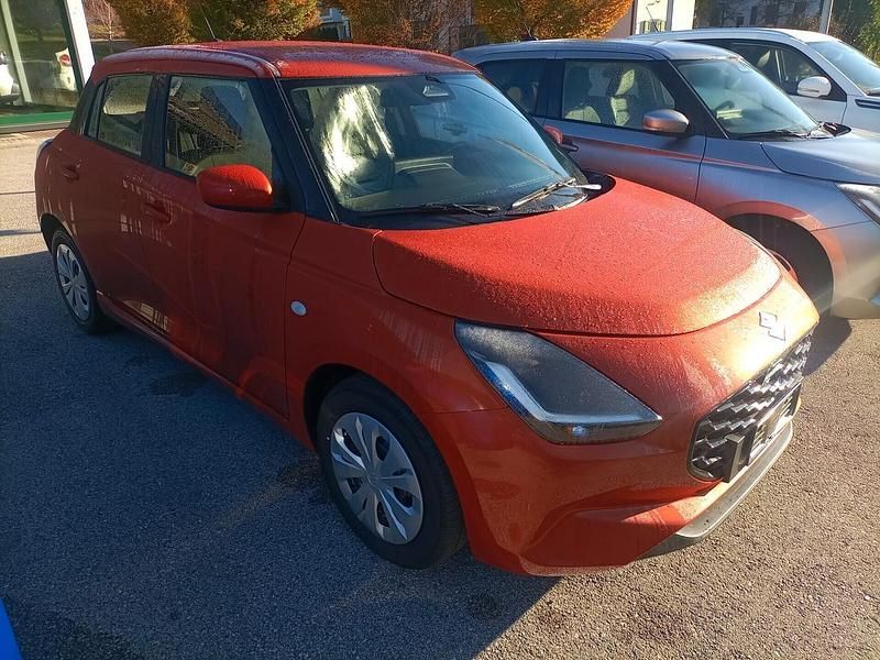 Nuova Suzuki Swift 82 CV (60 kW) 2025 Arancione Utilitaria