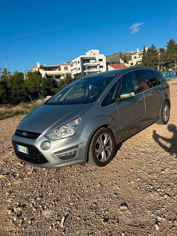 Usata Ford S-MAX S 200 CV (147 kW) 2013 Argento Monovolume