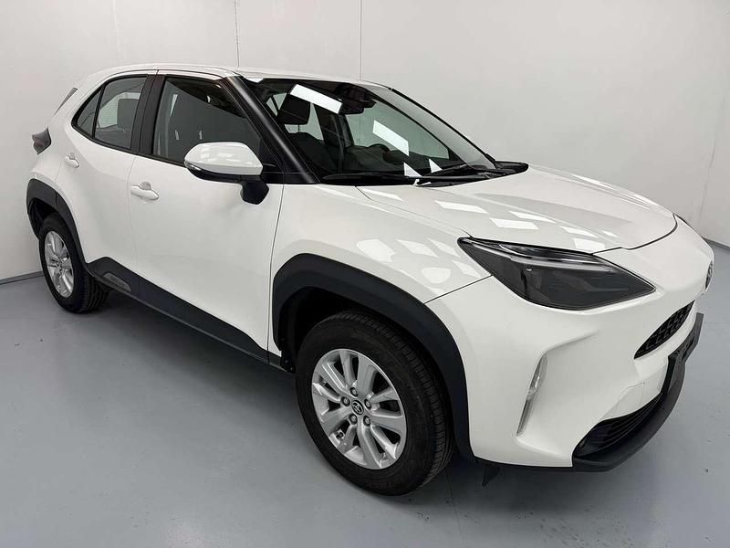 Usata Toyota Yaris Cross 125 CV (91 kW) 2023 Super white SUV