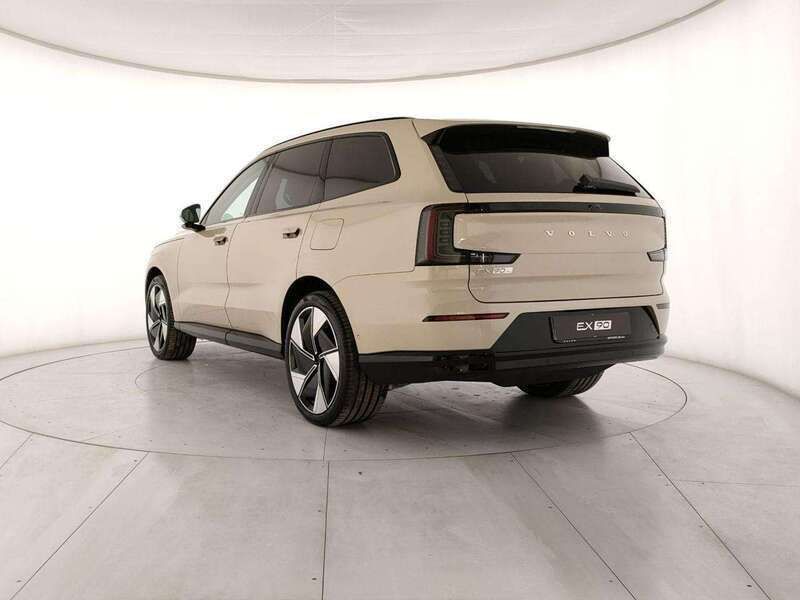 Nuova Volvo EX90 Ultra 380 kW (517 CV) 2025 Sand dune SUV