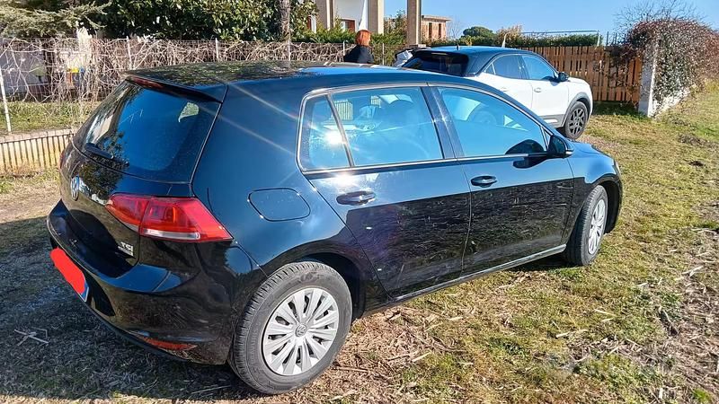 Usata VW Golf VII 85 CV (62 kW) 2014 Nero Berlina