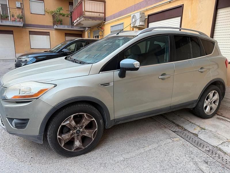 Usata Ford Kuga 136 CV (100 kW) 2008 SUV
