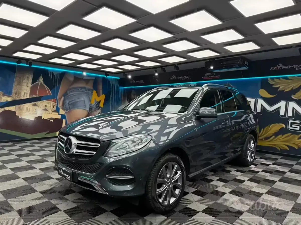 Usata Mercedes GLE250 Exclusive 204 CV (150 kW) 2016 Grigio SUV