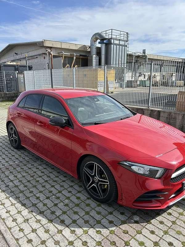 Usata Mercedes A180 Premium 116 CV (85 kW) 2019 Berlina