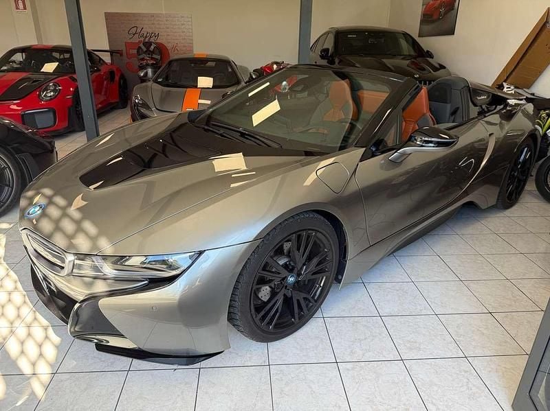 Usata BMW i8 231 CV (169 kW) 2018 Grigio Coupé