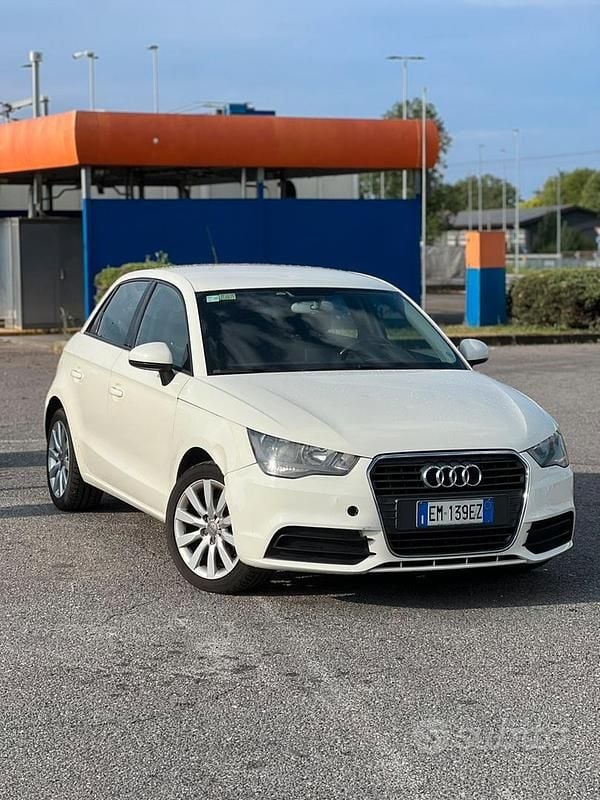 Usata Audi A1 86 CV (63 kW) 2012 Bianco Utilitaria