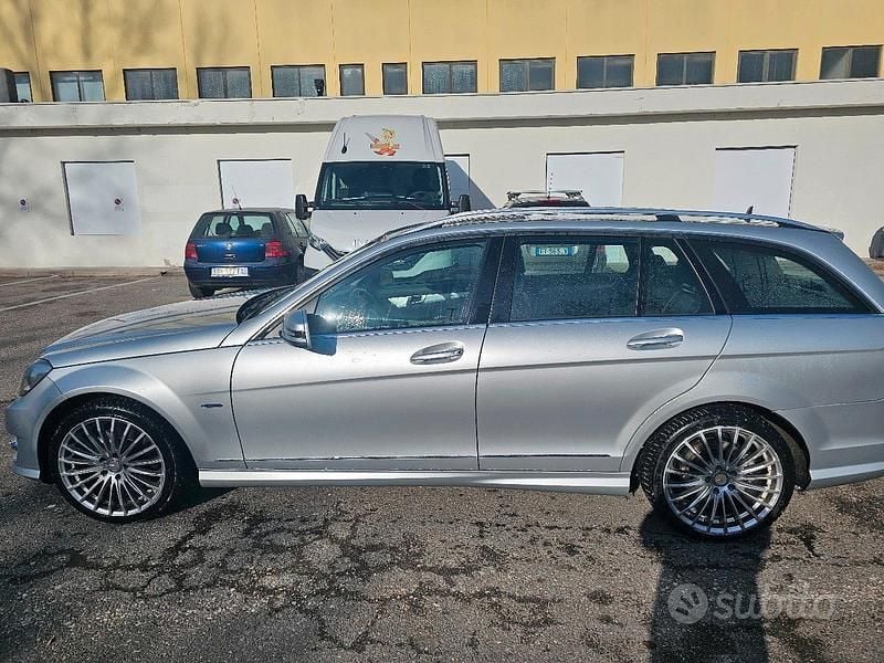 Usata Mercedes C300 231 CV (169 kW) 2012 Station wagon