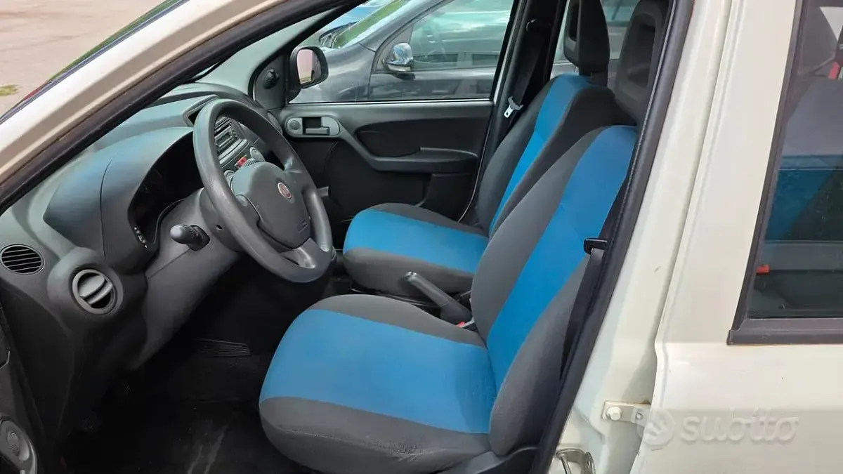 Käytetty Fiat Panda Emotion 69 HP (50 kW) 2011 Valkoinen Viistoperä