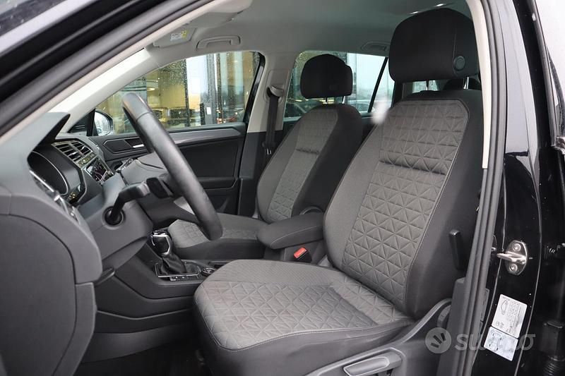Gebraucht VW Tiguan 150 PS (110 kW) 2021 Schwarz SUV