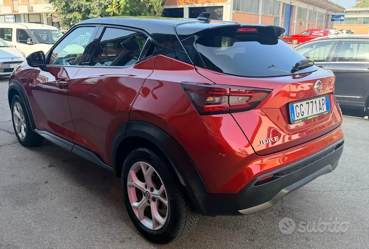 Usata Nissan Juke Tekna 114 CV (83 kW) 2021 Rosso SUV
