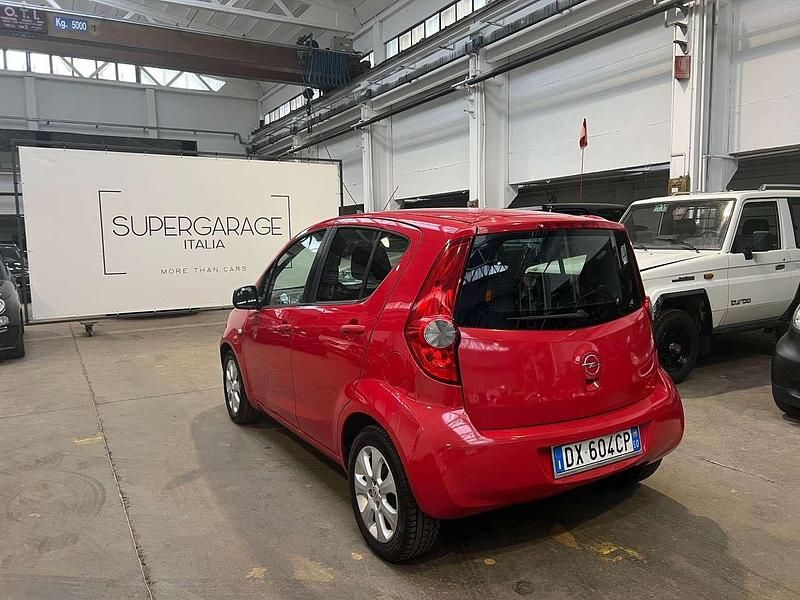 Usata Opel Agila Enjoy 86 CV (63 kW) 2009 Rosso Utilitaria