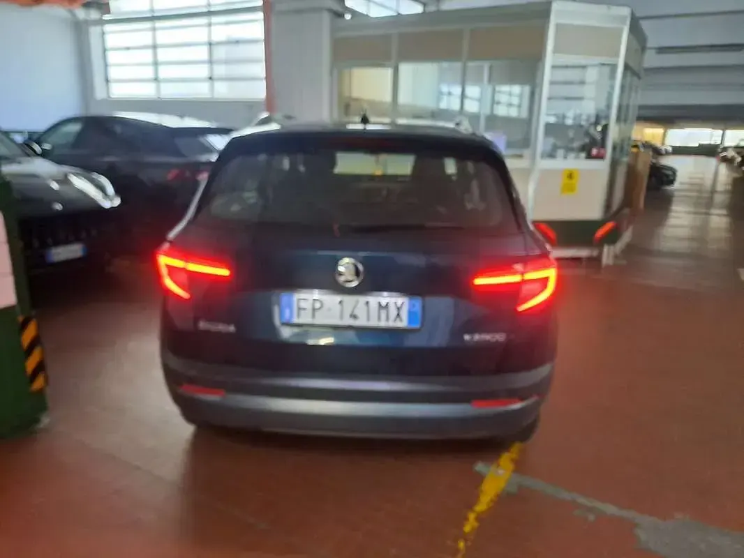 Käytetty Skoda Karoq Executive 150 HP (110 kW) 2018 Vihreä Katumaasturi