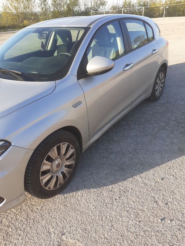 Usata Fiat Tipo 120 CV (88 kW) 2016 Utilitaria