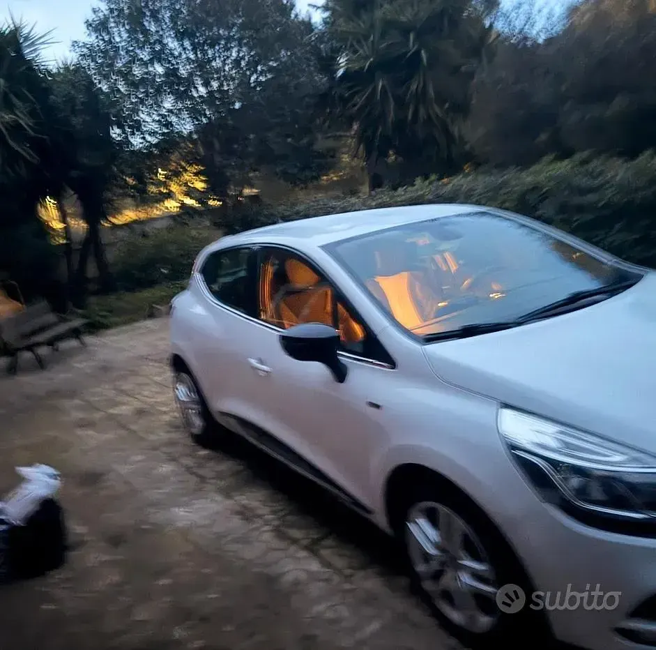 Usata Renault Clio IV 75 CV (55 kW) 2018 Bianco Berlina