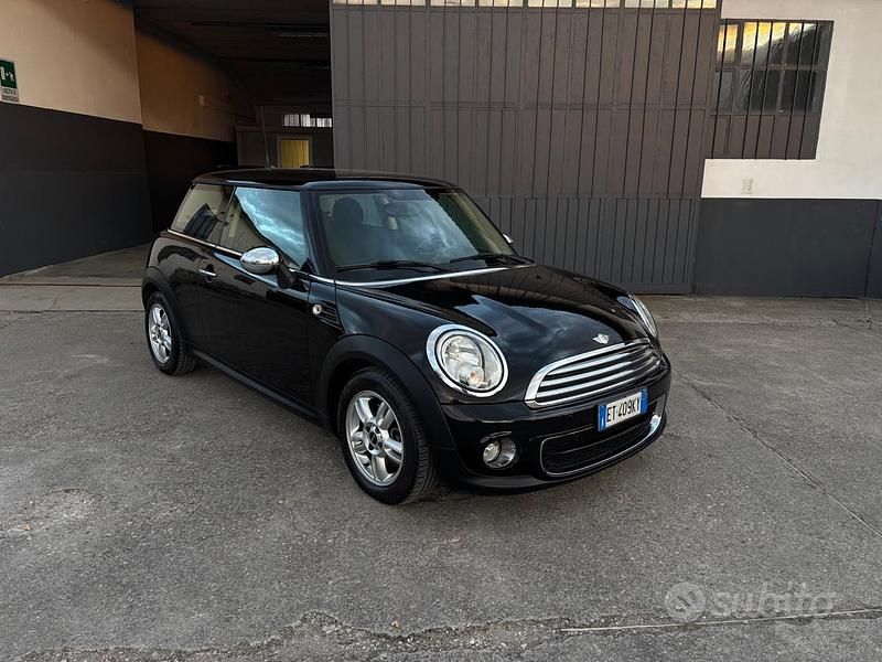 Begagnad Mini One D 90 HK (66 kW) 2013 Svart Halvkombi