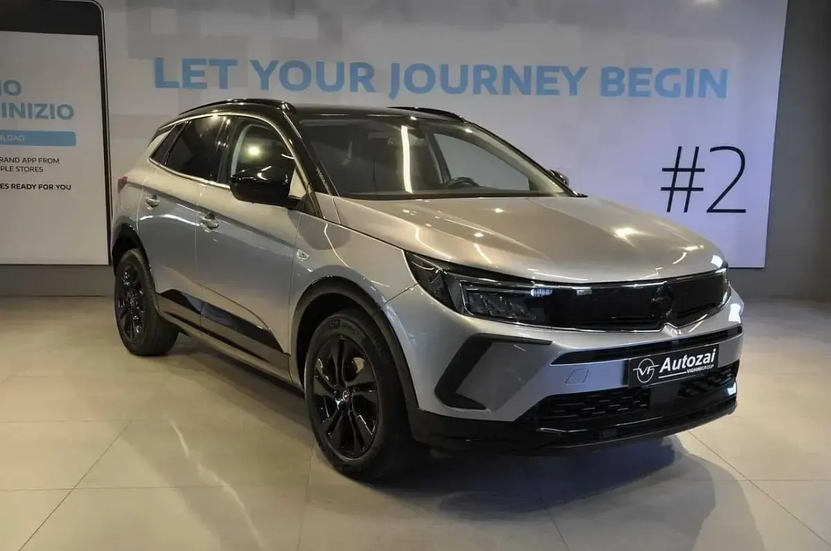 Usata Opel Grandland X 131 CV (96 kW) 2022 Grigio SUV