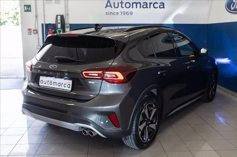 Usata Ford Focus Active 125 CV (91 kW) 2022 Grigio metallizzato SUV