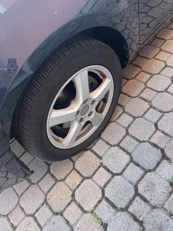 Usata Kia Ceed Sportswagon 16 CV (11 kW) 2012 Nero Station wagon