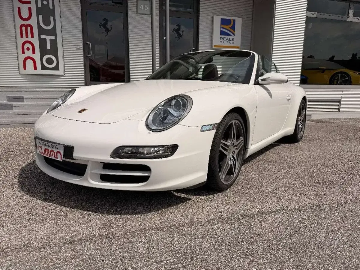 Usata Porsche 911 Carrera S Cabriolet 355 CV (261 kW) 2007 Bianco Cabrio