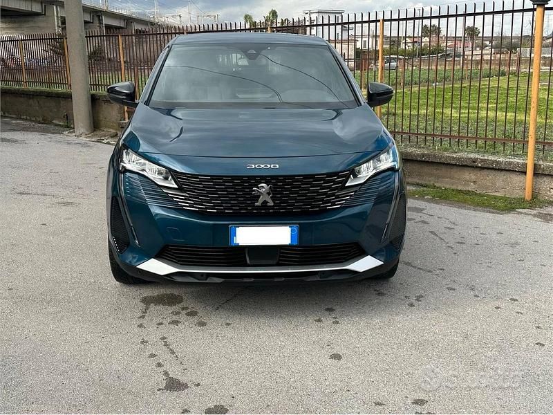 Usata Peugeot 3008 Allure 131 CV (96 kW) 2023 Blu SUV