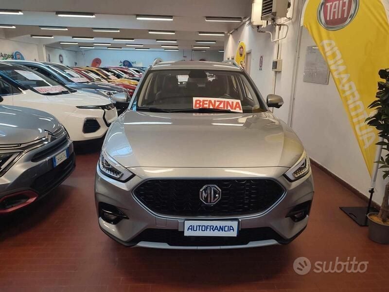Grigio Usata 2023 MG ZS Luxury Tre volumi | 13.900 € (Buon prezzo) - Immagine 1/4