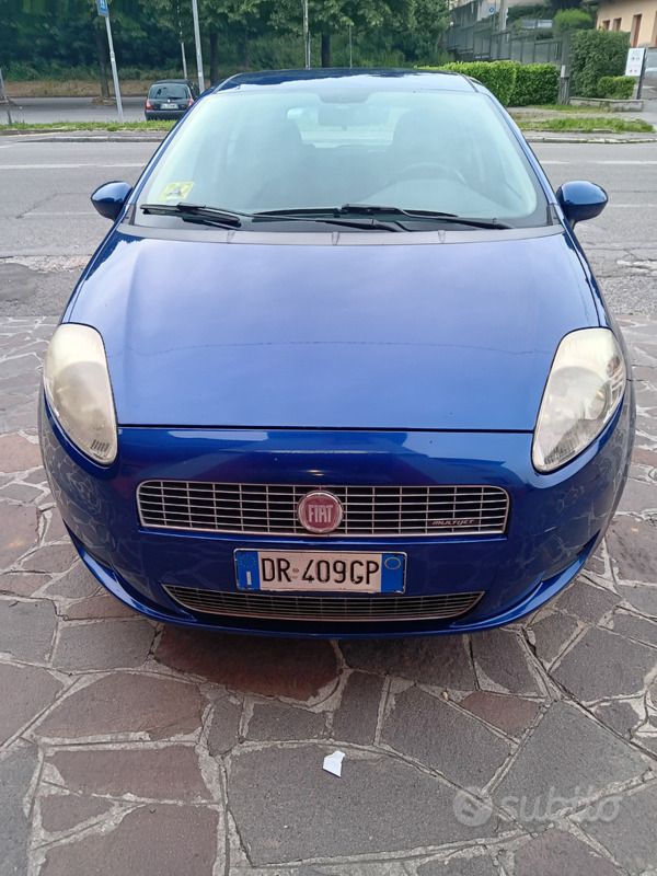 Usata Fiat Grande Punto 75 CV (55 kW) 2008 Blu Utilitaria
