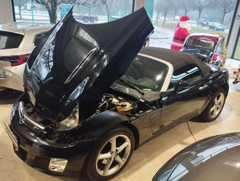 Usata Opel GT 264 CV (194 kW) 2008 Nero Cabrio